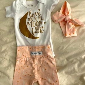 Gigi & max newborn set.
